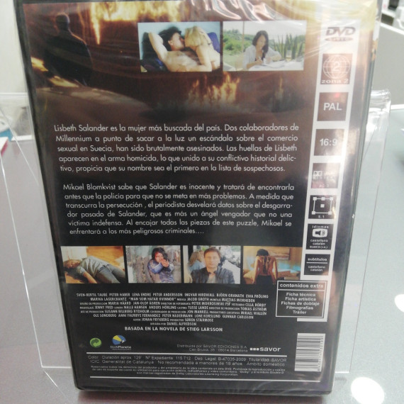 7-7-19311-2-Milenium 2 La chica que soñaba con una cerilla y un bidón de gasolina