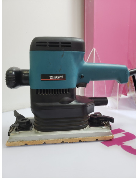 7-7-56850-1-Lijadora Orbital Makita 9046 