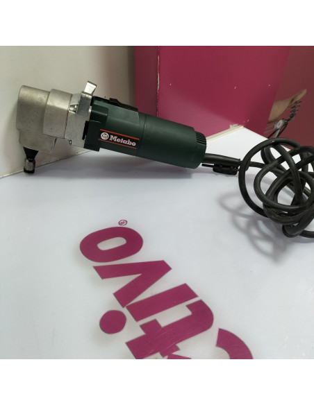 7-7-58332-3-Punzonadora Metabo 6875