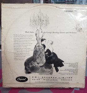 7-7-61910-1-Vinilo Black Satin  2