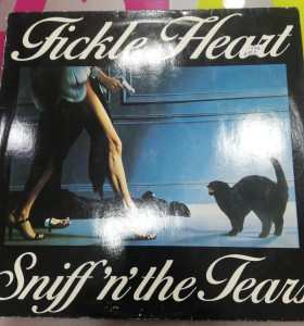 7-7-61926-1-Vinilo Fickle Heart Sniff n The Tears
