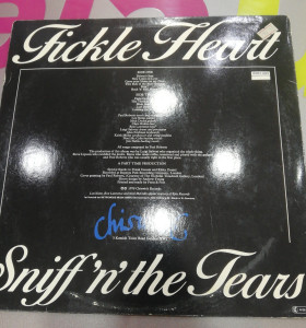 7-7-61926-1-Vinilo Fickle Heart Sniff n The Tears 2