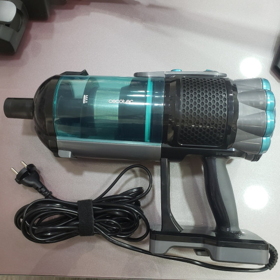 7-7-65708-2-Aspirador Mano Conga 600 Vital