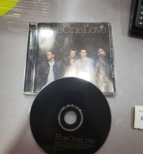 7-7-65934-1-Coleccionismo musical blue one love