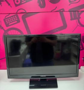 7-7-67970-1-Televisor LED Samsung UE24H4003AW