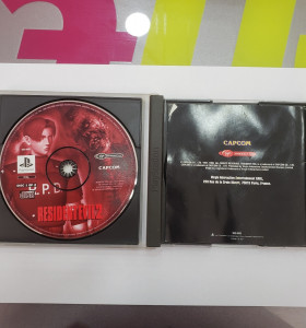 7-7-68132-1-Videojuego PS1 Resident evil 2 (FRANCES) 2