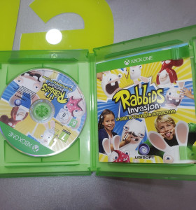 7-7-72473-1-Videojuego Xbox One Rabbids Invasion  2