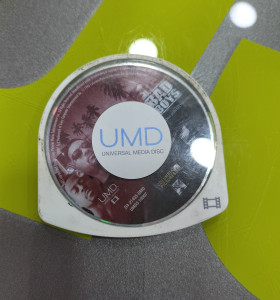 7-7-73329-1-Videojuego PSP bad boys 