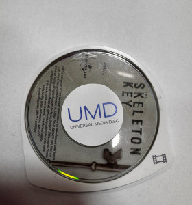 7-7-74544-1-Videojuego skeleton key