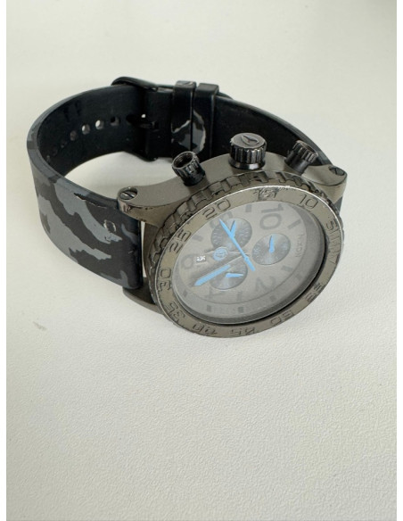 7-7-75389-1-Reloj Alta Gama Caballero Nixon 42-20 Chrono