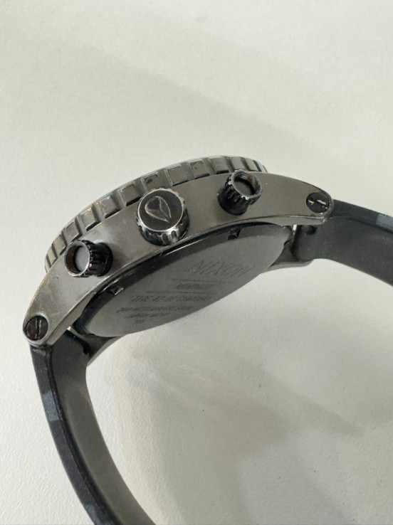 7-7-75389-5-Reloj Alta Gama Caballero Nixon 42-20 Chrono