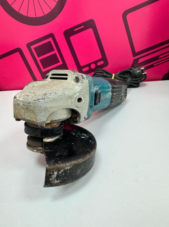 7-7-77045-4-Radial Makita GA5040R