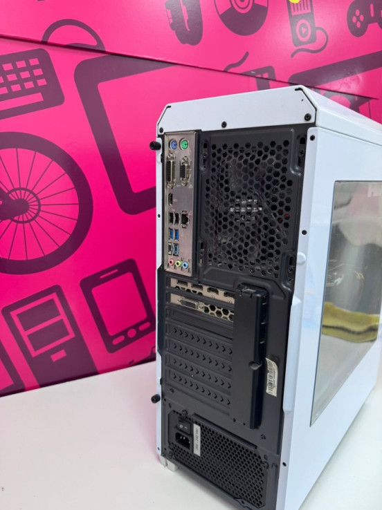 7-7-79718-4-Ordenador Portátil Intel Core I3-8100 3.6ghz 8ram Gtx 1060 1THHD 250gSSd