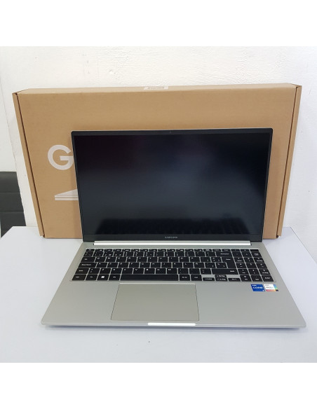 7-8-60273-1-Ordenador portátil Galaxy Book3 np750xfg 8ram 512gb SSD IntelCore i5 15.6 Windows 11