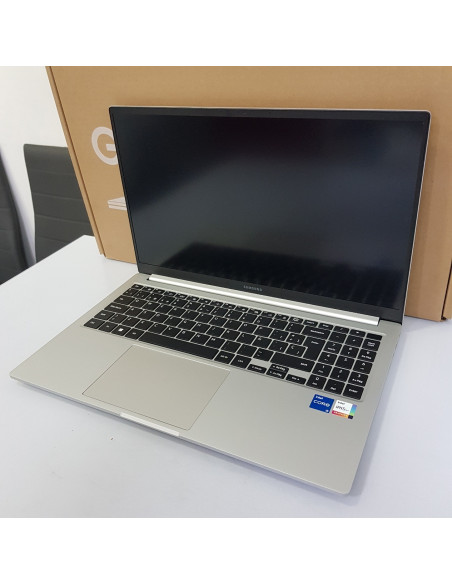 7-8-60273-2-Ordenador portátil Galaxy Book3 np750xfg 8ram 512gb SSD IntelCore i5 15.6 Windows 11