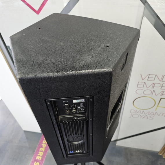 7-8-64921-5-Música profesional Alltavoz RCF NX32A