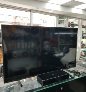 7-8-66960-1-Televisor LED Samsung QE43LS03AAU 2