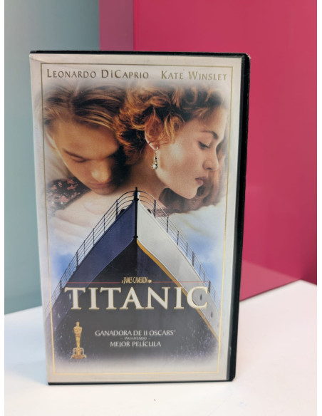 7-9-68583-2-CD, vinilos y casetes VHS Titanic