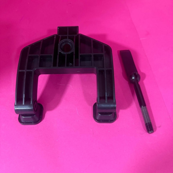 8-8-57111-3-Volante Ps4 RWA 