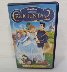 8-8-60827-3-Cine, DVD y películas Vhs La Cenicienta 2