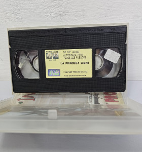 8-8-60835-1-Cine, DVD y películas Vhs La Princesa Cisne  2