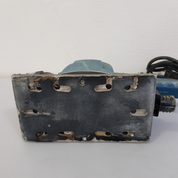 8-8-63096-5-Lijadora Banda Virutex LR86C 400W