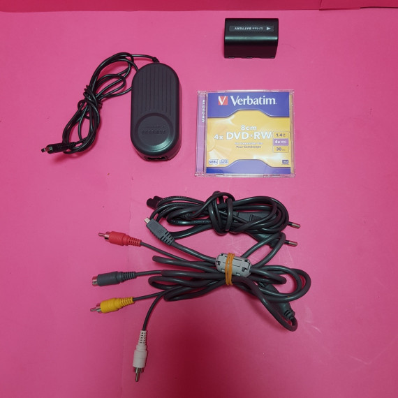 8-8-66758-4-Videocámara Analógica Samsung VP DC161