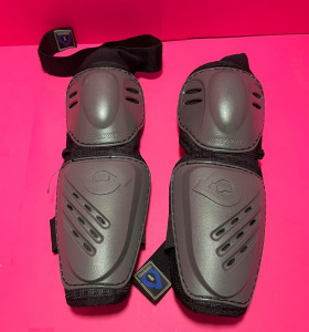 8-8-67189-1-Protecciones Coderas Sixsixone