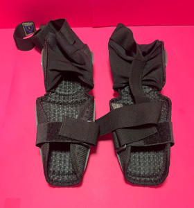 8-8-67189-1-Protecciones Coderas Sixsixone 2