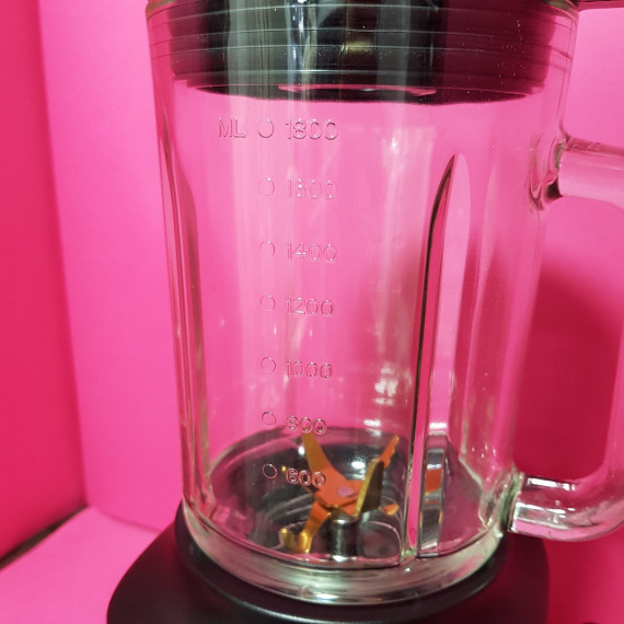 8-8-67937-4-Licuadora Ufesa Opal Black BS4950B