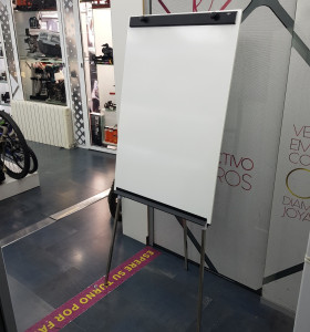 8-8-68360-1-Hogar Y Complementos Pizarra De Presentacion 