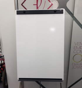 8-8-68360-1-Hogar Y Complementos Pizarra De Presentacion  2