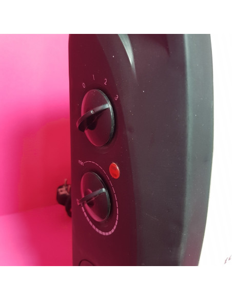 8-8-68571-2-Radiador Electrico Taurus Clima 2000w