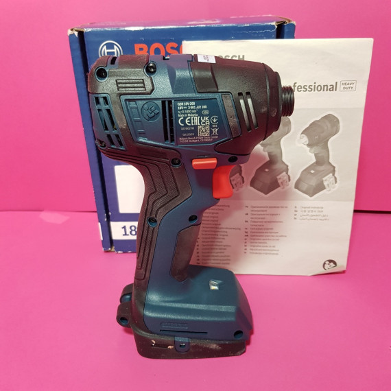 8-8-68586-2-Atornillador Electrico De Impacto Bosch GDR 18V-200 (nuevo)