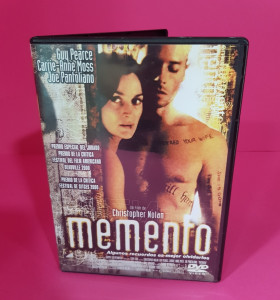 8-8-68948-1-Cine, DVD y películas Memento