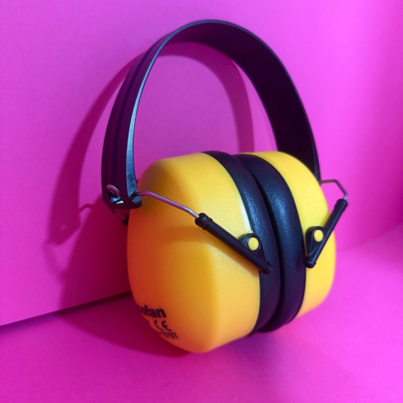 8-8-70049-2-Casco Protección Ruido Cofan EN352 (Sin Uso)