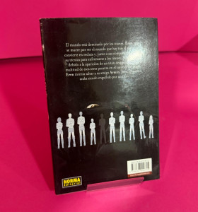 8-8-70061-1-Cómic Ataque a los Titanes 2 2