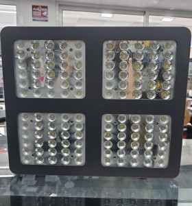 8-8-70460-5-Electricidad Lámpara Led ViparSpectra V600 (Sin Uso)