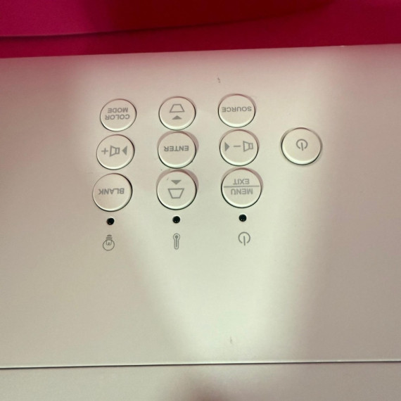 8-8-70624-4-Proyector Home Cinema View Sonic PX703HDH 3500 Lumenes