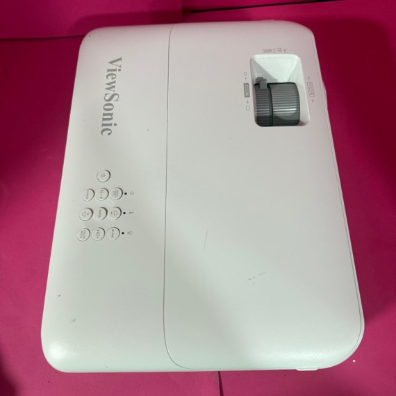 8-8-70624-5-Proyector Home Cinema View Sonic PX703HDH 3500 Lumenes