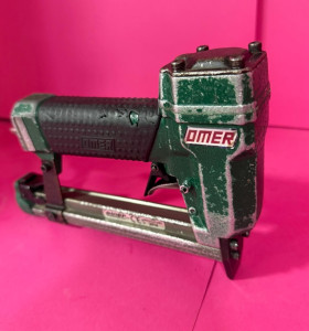 8-8-70782-1-Clavadora Neumatica Grapadora Omer 2018 80.16