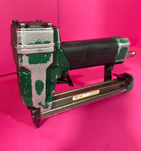 8-8-70782-1-Clavadora Neumatica Grapadora Omer 2018 80.16 2