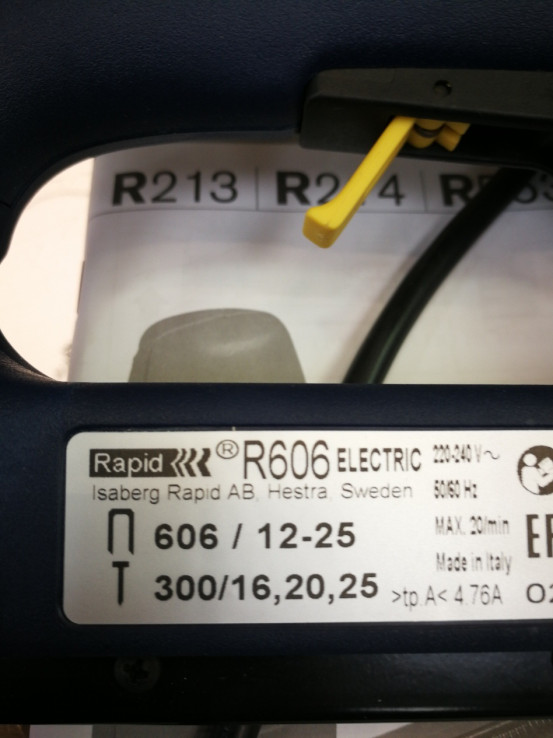 1-1-248535-2-Grapadora Manual Electrica Rapid R606 Dual