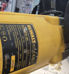 1-1-248537-1-Radial Dewalt D28493-Qs Type 1 2200W 2