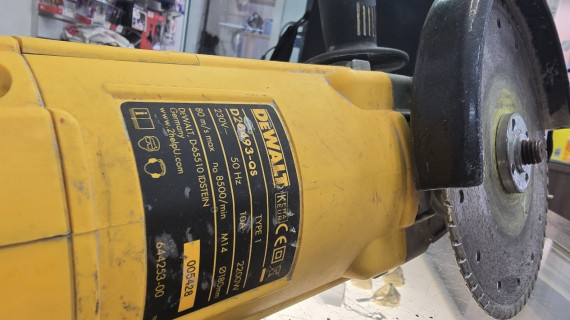 1-1-248537-2-Radial Dewalt D28493-Qs Type 1 2200W