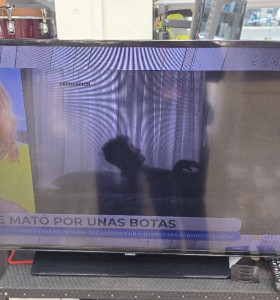 1-1-250915-1-Televisor LED Samsung 40H5003 Full Hd Negra