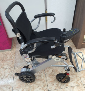 1-1-259447-1-Silla De Ruedas Electrica Libercar Aura JM0060 