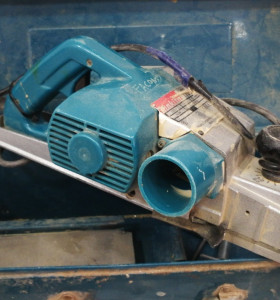 1-1-209325-1-Cepillo eléctrico Makita 1100 