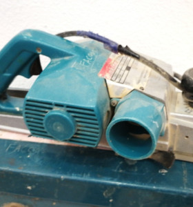 1-1-209325-1-Cepillo eléctrico Makita 1100  2
