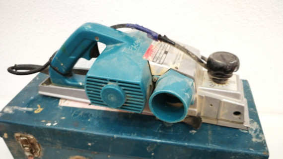 1-1-209325-2-Cepillo eléctrico Makita 1100 